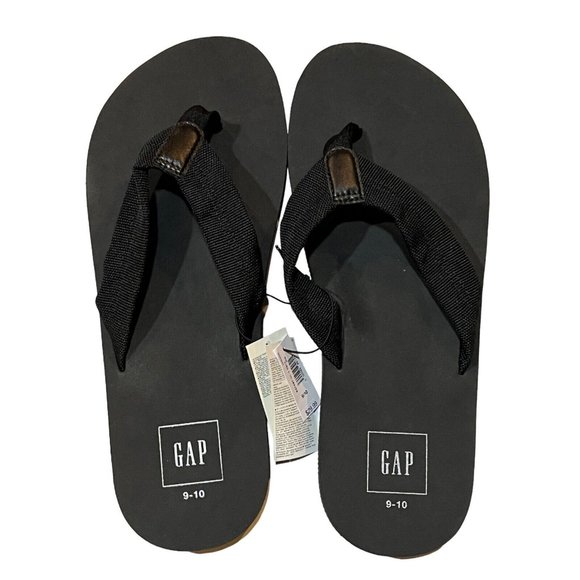 GAP Other - NWT GAP Men's Flip Flops Sz 9- 10 Black